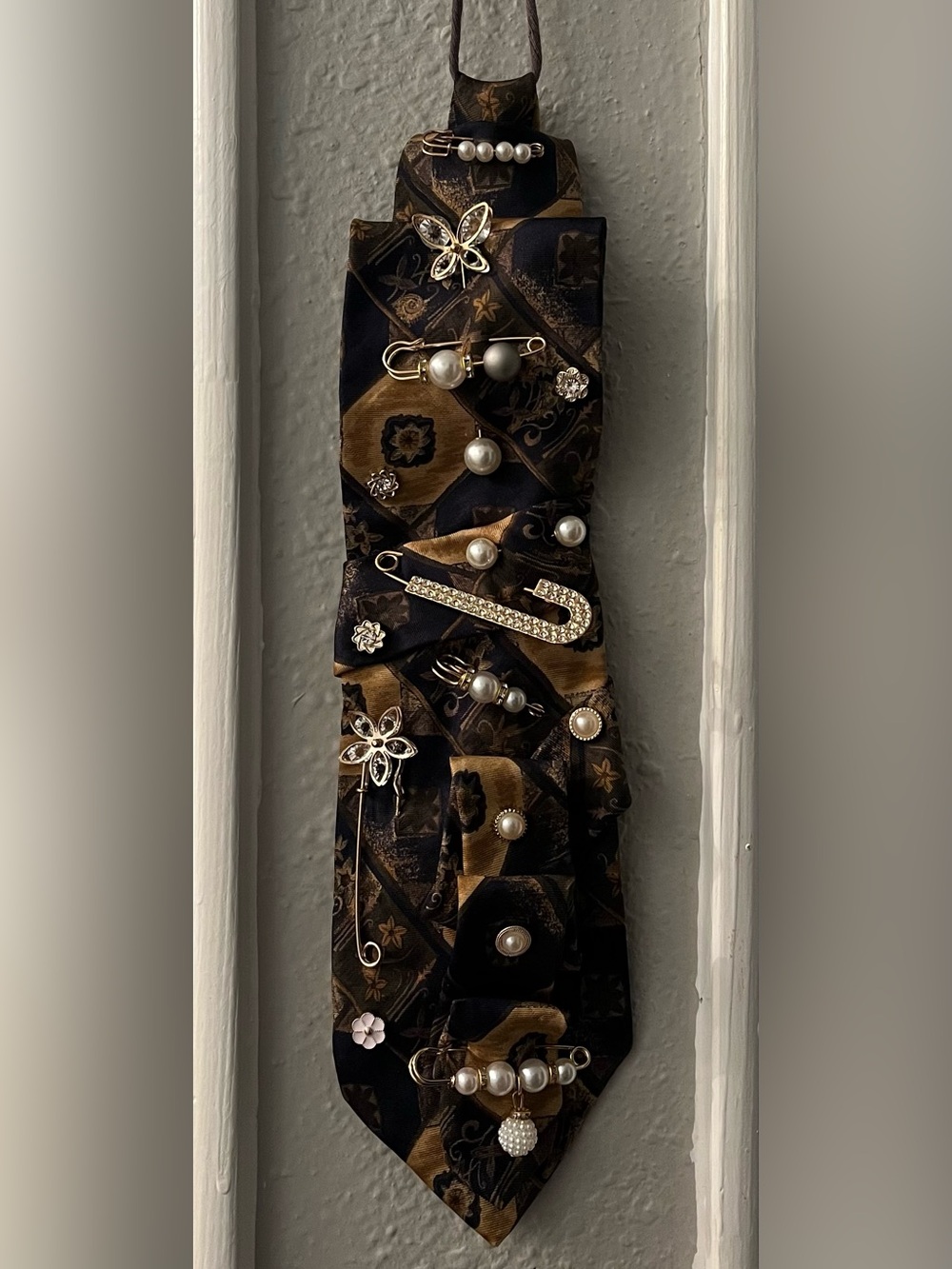 Embellished Silk Necklace Tie